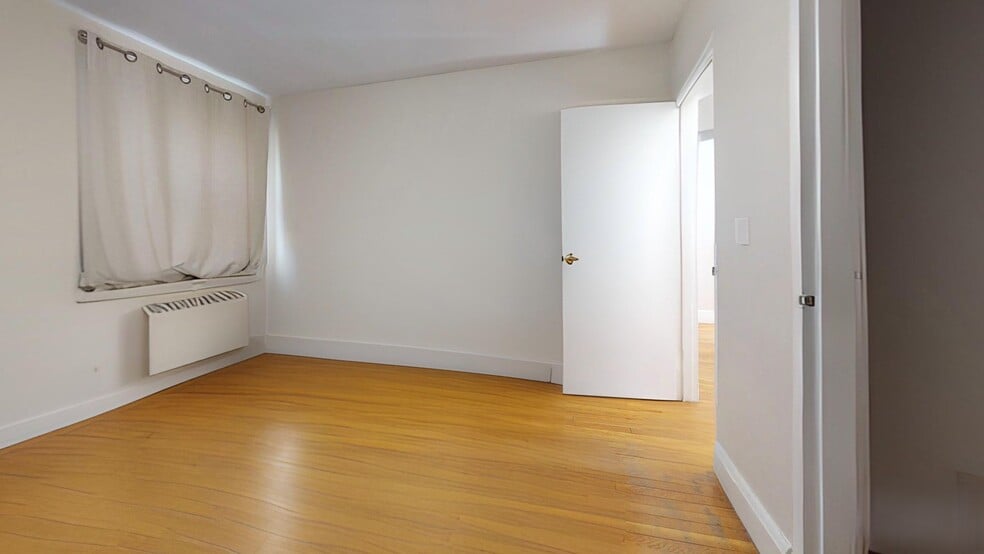 Building Photo - 465 Arborway