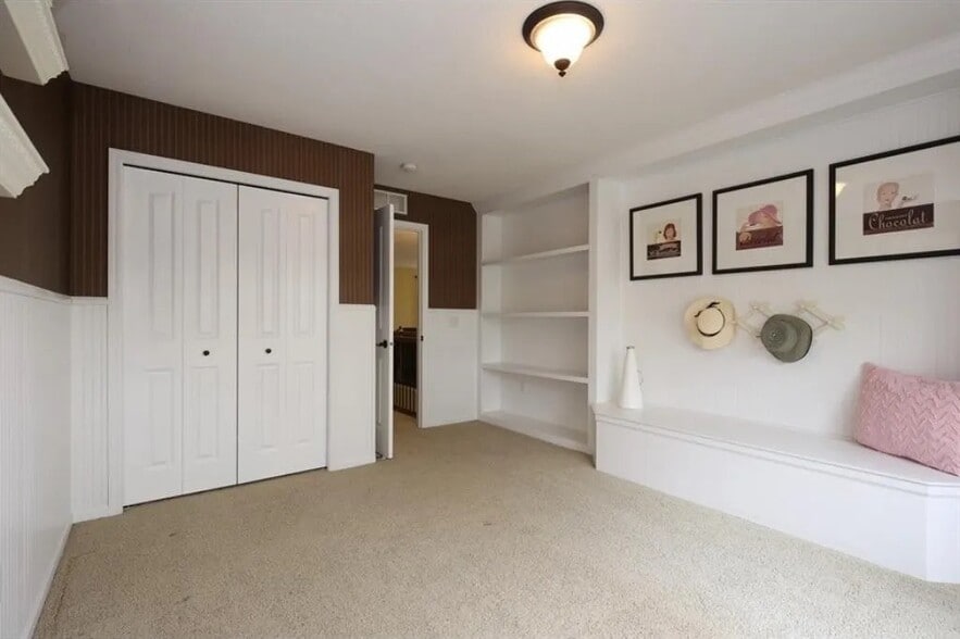 Building Photo - 18121 Kindred Ct