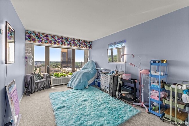 Building Photo - 5000 Town Center Dr