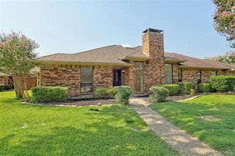 Building Photo - 3509 Hilltop Ln