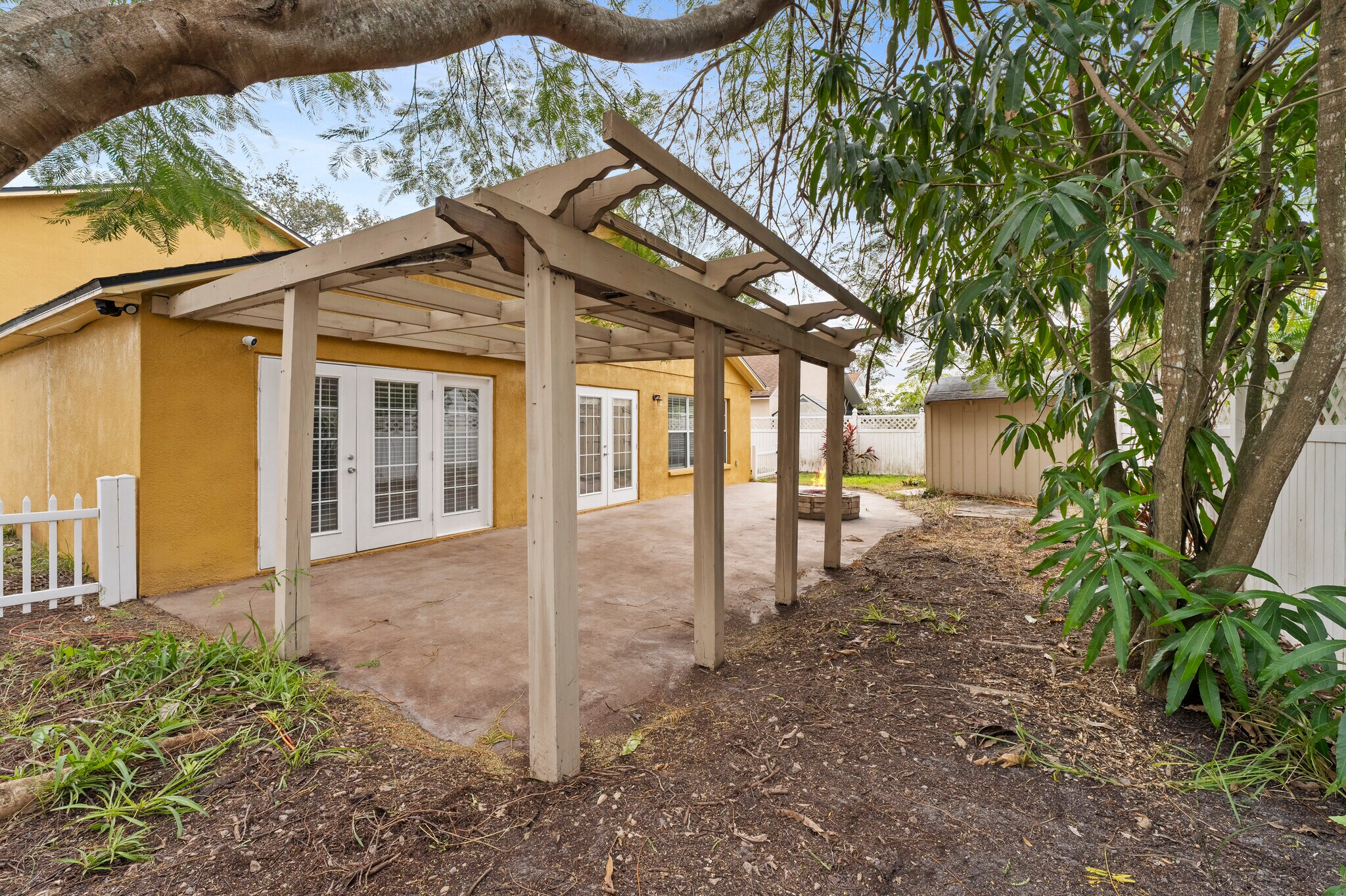 Building Photo - 11944 Cheltinham Dr