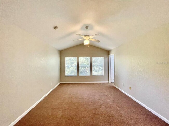 Building Photo - 2511 Stockton Dr