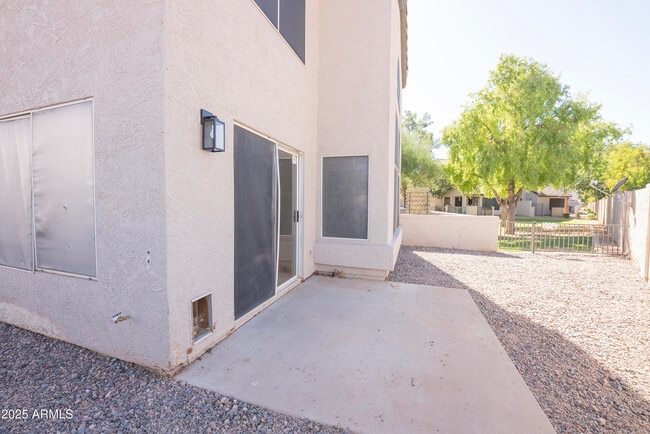 Building Photo - 413 S Sunrise Dr