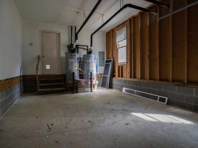 Building Photo - Bright 4-Bedroom Home in Midlothian!