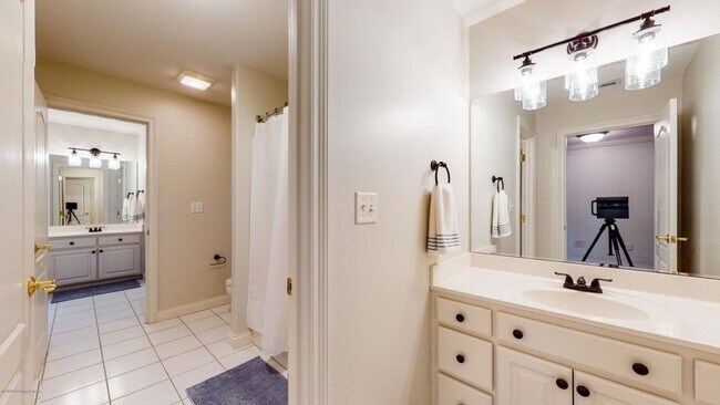 Building Photo - 7703 Wolfpen Ridge Dr