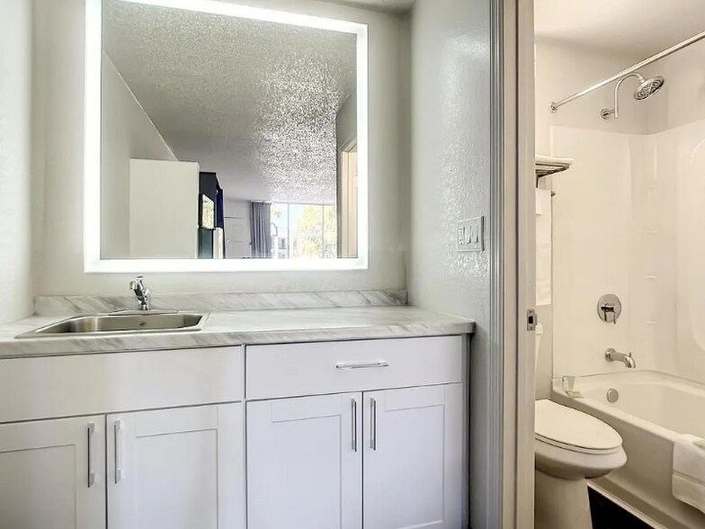 Building Photo - 2535 FL-16