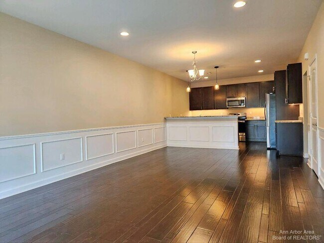 Building Photo - 5643 Arbor Chase Dr