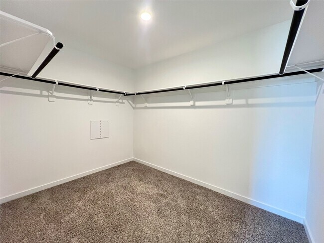 Building Photo - 30243 Lone Peak Dr