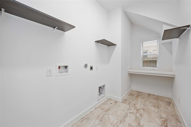 Building Photo - 11726 Deepwater Ridge Way
