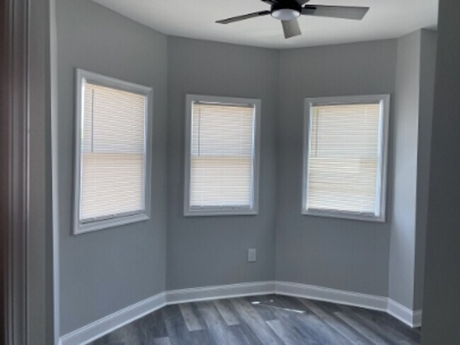 Building Photo - 5112 Belair Rd