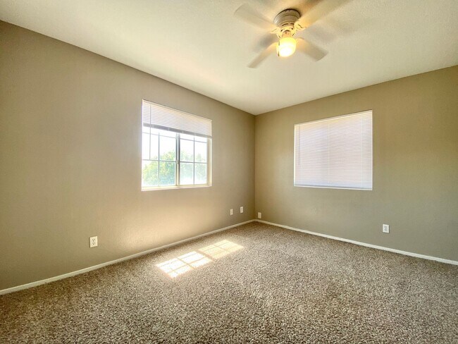 Building Photo - 2608 Commitment Ct