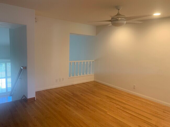 Building Photo - 27 Lafayette Ct