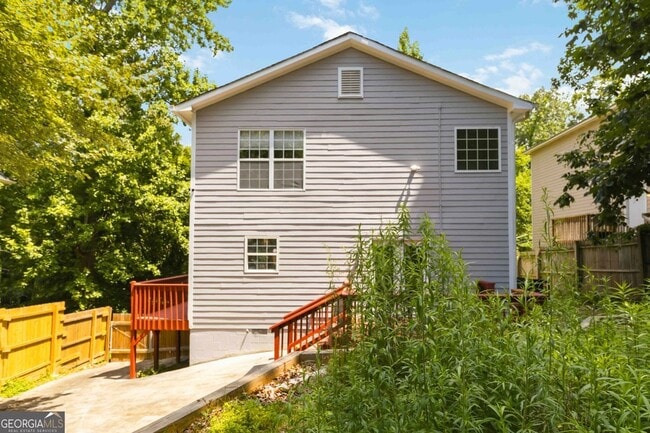 Building Photo - 1448 Rome Dr NW