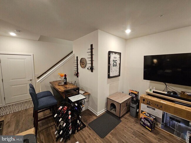 Building Photo - 1870 Boulder Dr