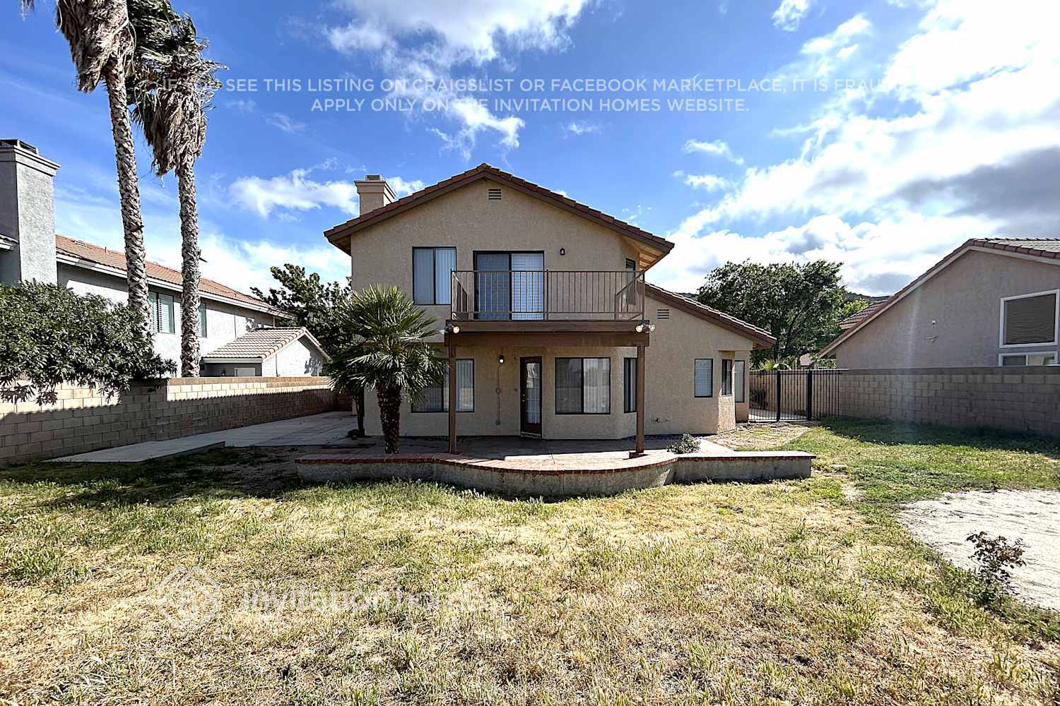 Building Photo - 4553 Grandview Dr