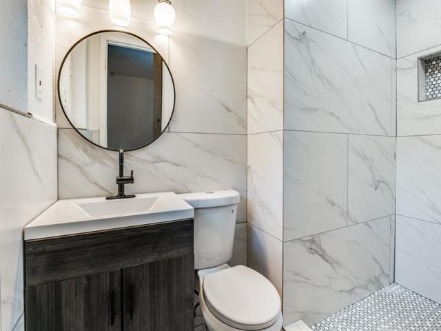 Building Photo - 2117 Beaumont St