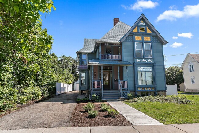 Primary Photo - 515 Prospect St