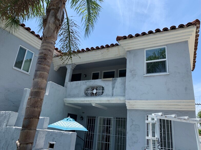 Building Photo - 449 N Hayworth Ave