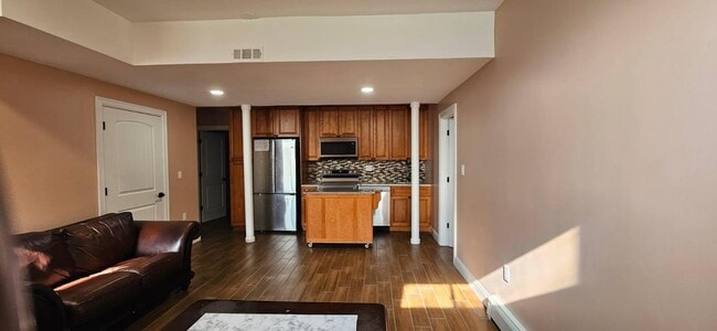 Building Photo - 3 Enclave Ct