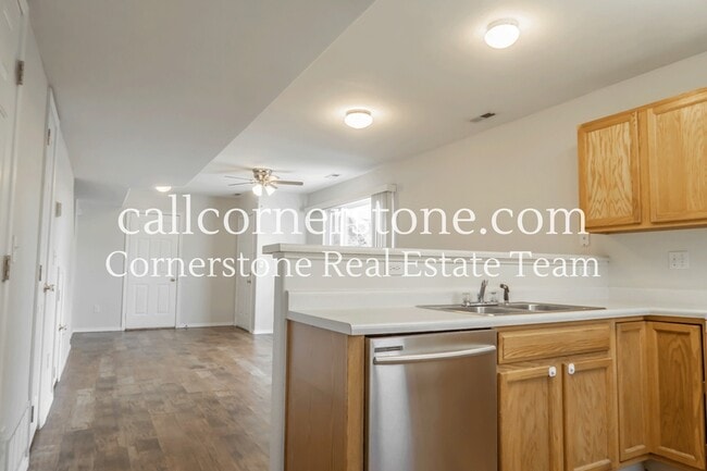 Building Photo - 7902 Antelope Valley Point