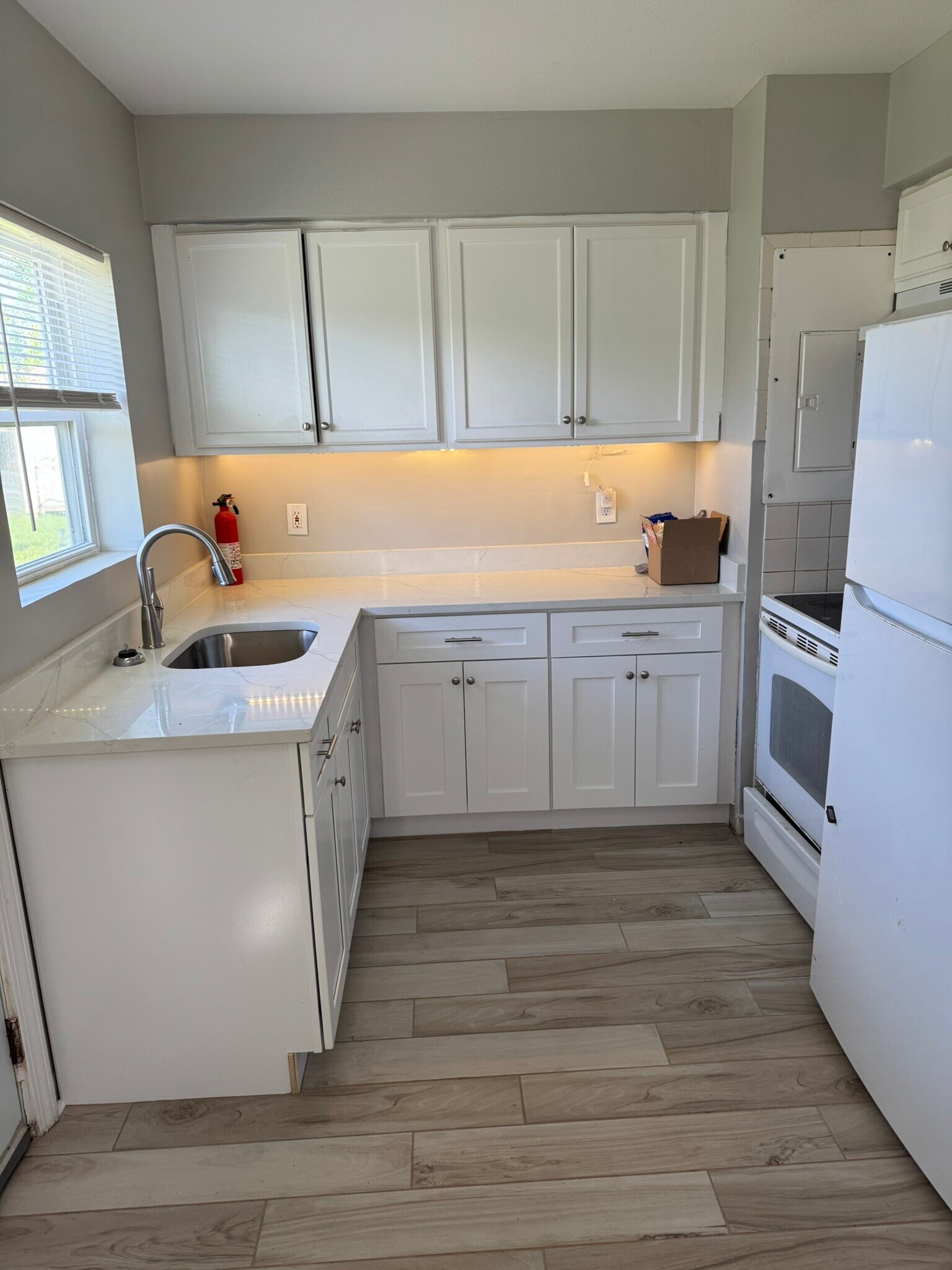 Building Photo - 5207 Lee Dr