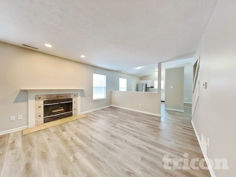 Building Photo - 1102 Berwyn Rd