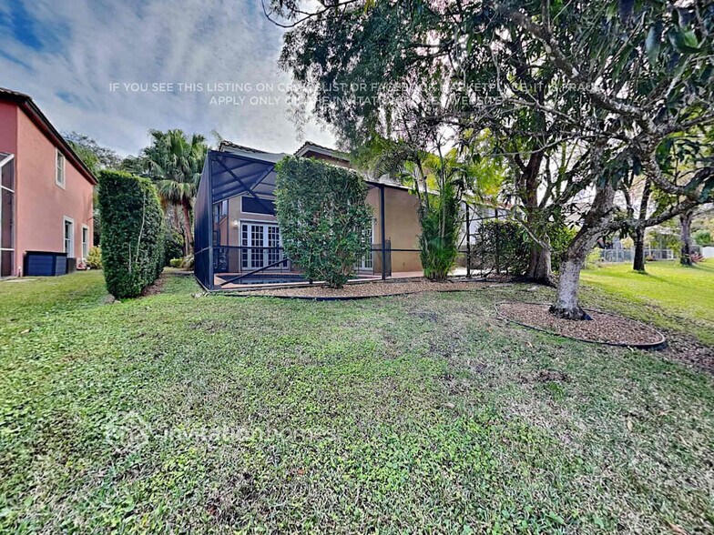 Building Photo - 6111 NW 58th Way