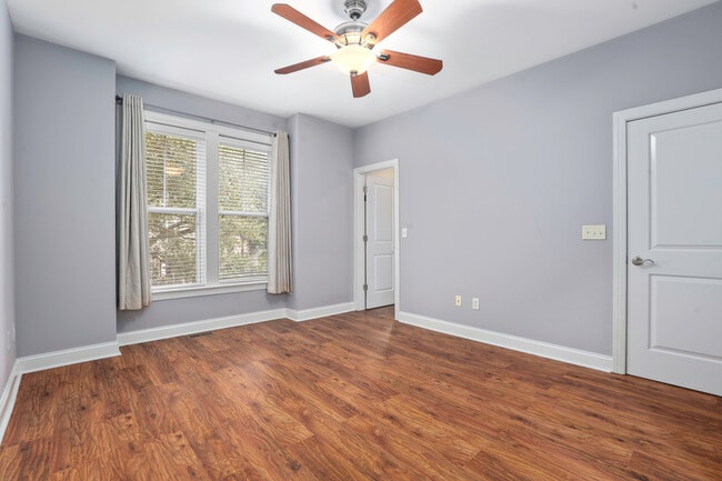 Building Photo - 1201 Dingle Rd