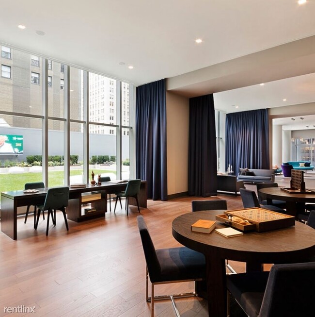 Building Photo - 180 N Michigan Ave