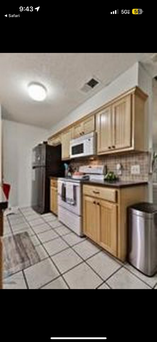 Building Photo - 1742 Chucker Ct