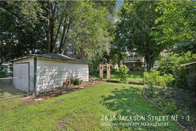 Building Photo - 2636 NE Jackson St