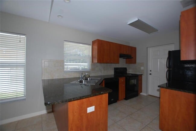 Building Photo - 312 E Hibiscus Dr