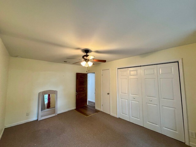 Building Photo - 352 Bonita St