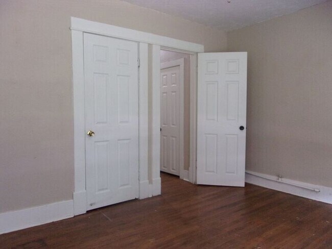 Building Photo - 2 BED 1 BATH HOME WESTLAWN PARK ADDITION OF NW OKC