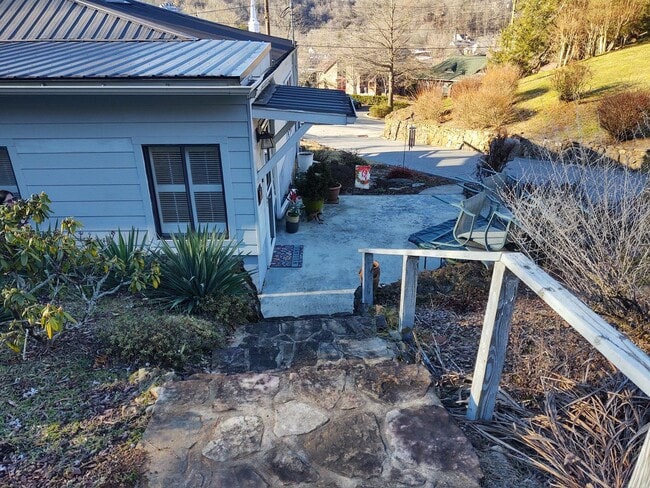 Building Photo - Wake Up to the View of the Great Smokey Mountains overlooking picturesque Downtown Sylva!!