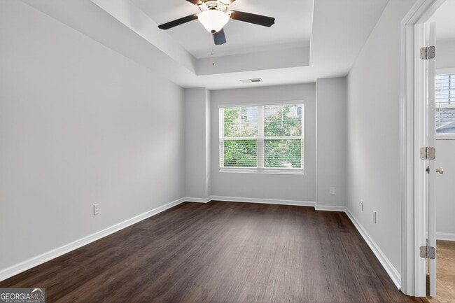 Building Photo - 3122 Meadowstone Ln SW