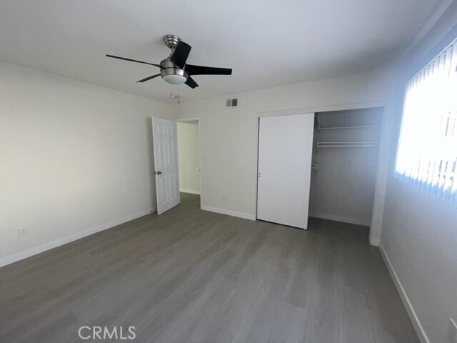 Building Photo - 17061 Grove Cir