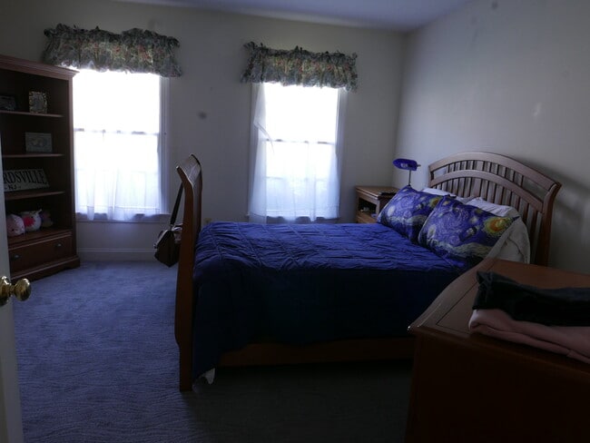 Second Bedroom - 8 Meadowbrook Club Way