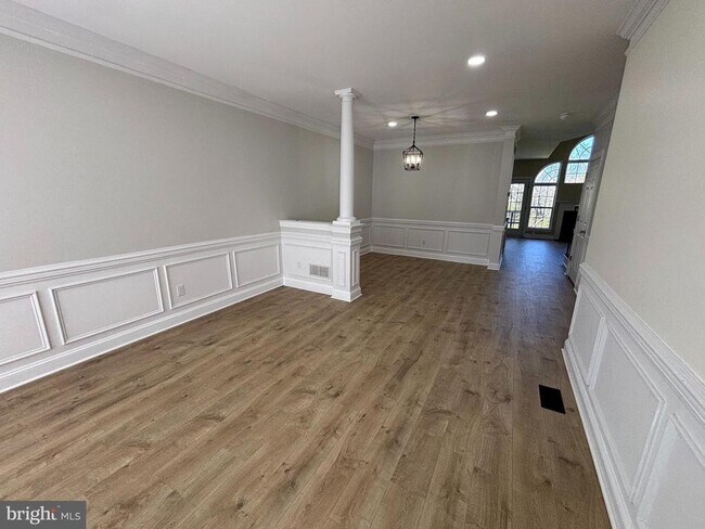 Building Photo - 237 Westbrook Dr