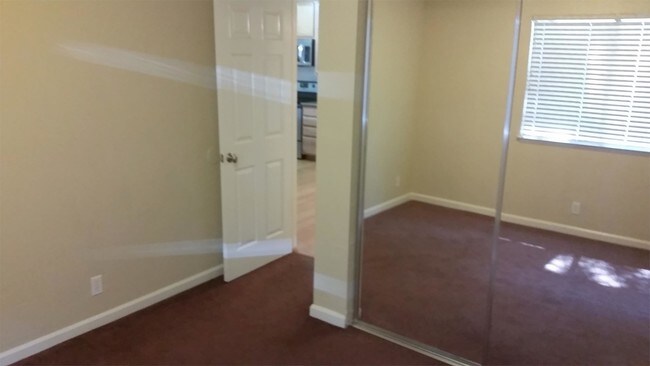 Building Photo - 1114 Nord Ave