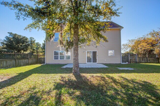 Building Photo - 156 Red Leaf Blvd