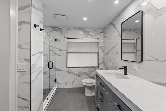 Building Photo - 8611 Gullane Ct