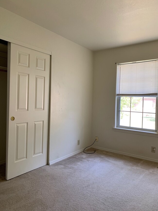 Building Photo - Spacious 3-Bedroom Home with Greenbelt Views & Landscaping Included