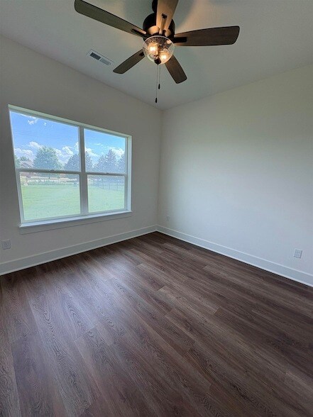 Building Photo - 1145 W Trek Cir