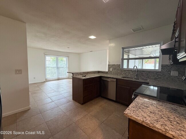 Building Photo - 760 John Adams Ln