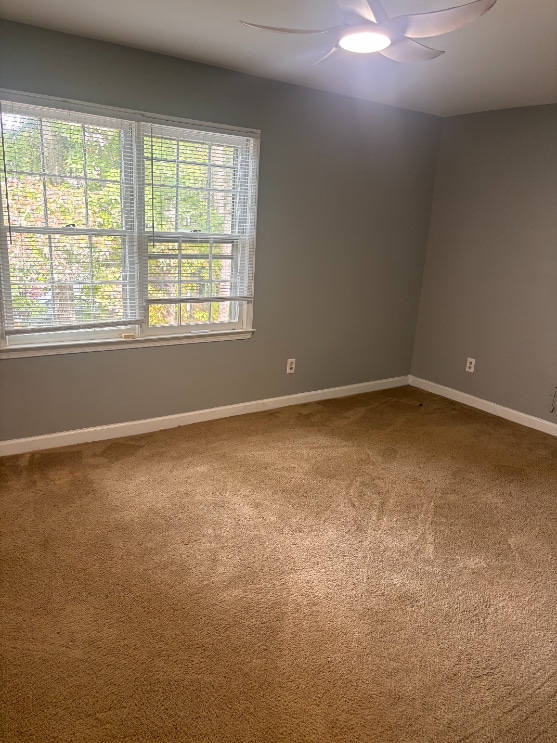 Building Photo - Two bed townhome