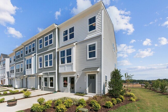 Building Photo - New Construction 4BD, 3.5BA End Unit Raleigh Townhome with Easy Access to Downtown Raleigh