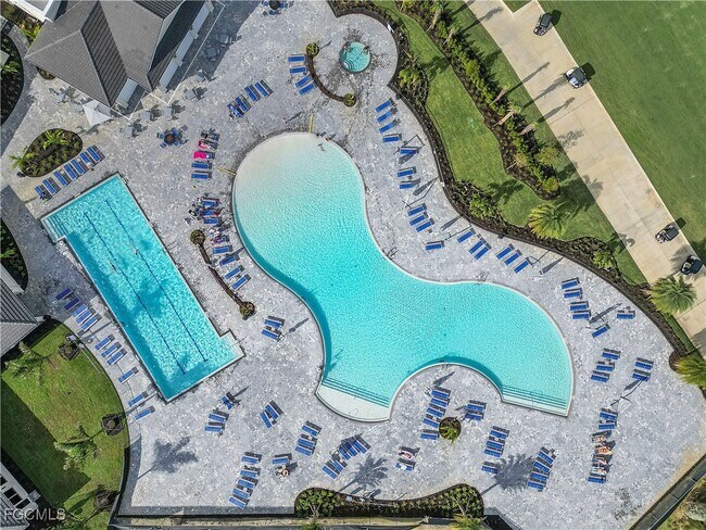 Building Photo - 43011 Greenway Blvd