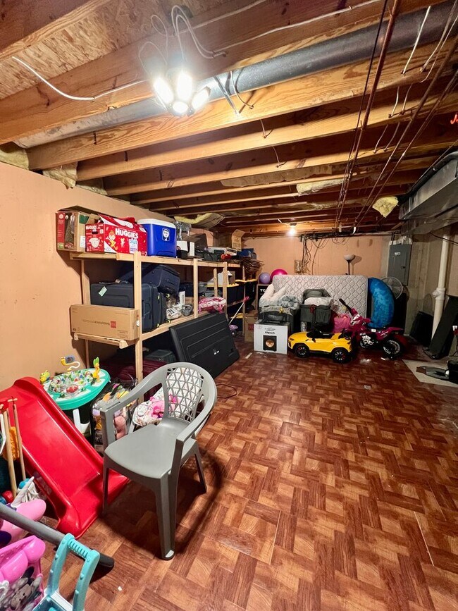 Building Photo - 1154 Spring Orchard Dr