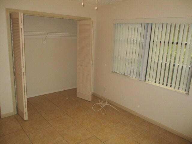 Building Photo - 9077 E Highland Pines Dr